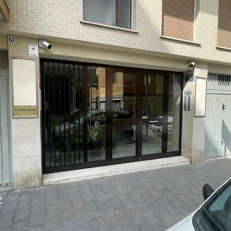 Galilei Apartment *